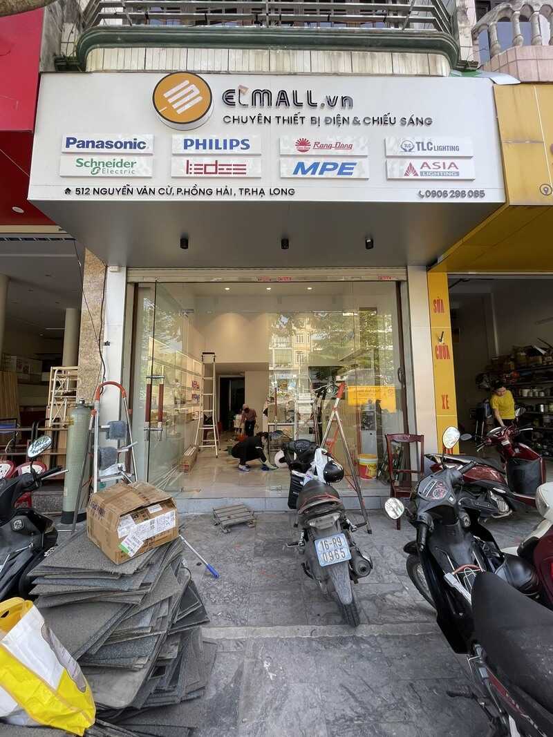 showroom den led quang ninh